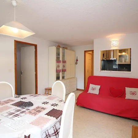 Mont-dore: T2 Avec Balcon, Parking Et Wifi - Fr-1-608-125 Апартаменты Ле-Мон-Дор