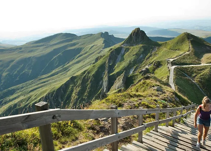 Apartamento Mont-dore: T2 Avec Balcon, Parking Et Wifi - Fr-1-608-125 Mont-Dore